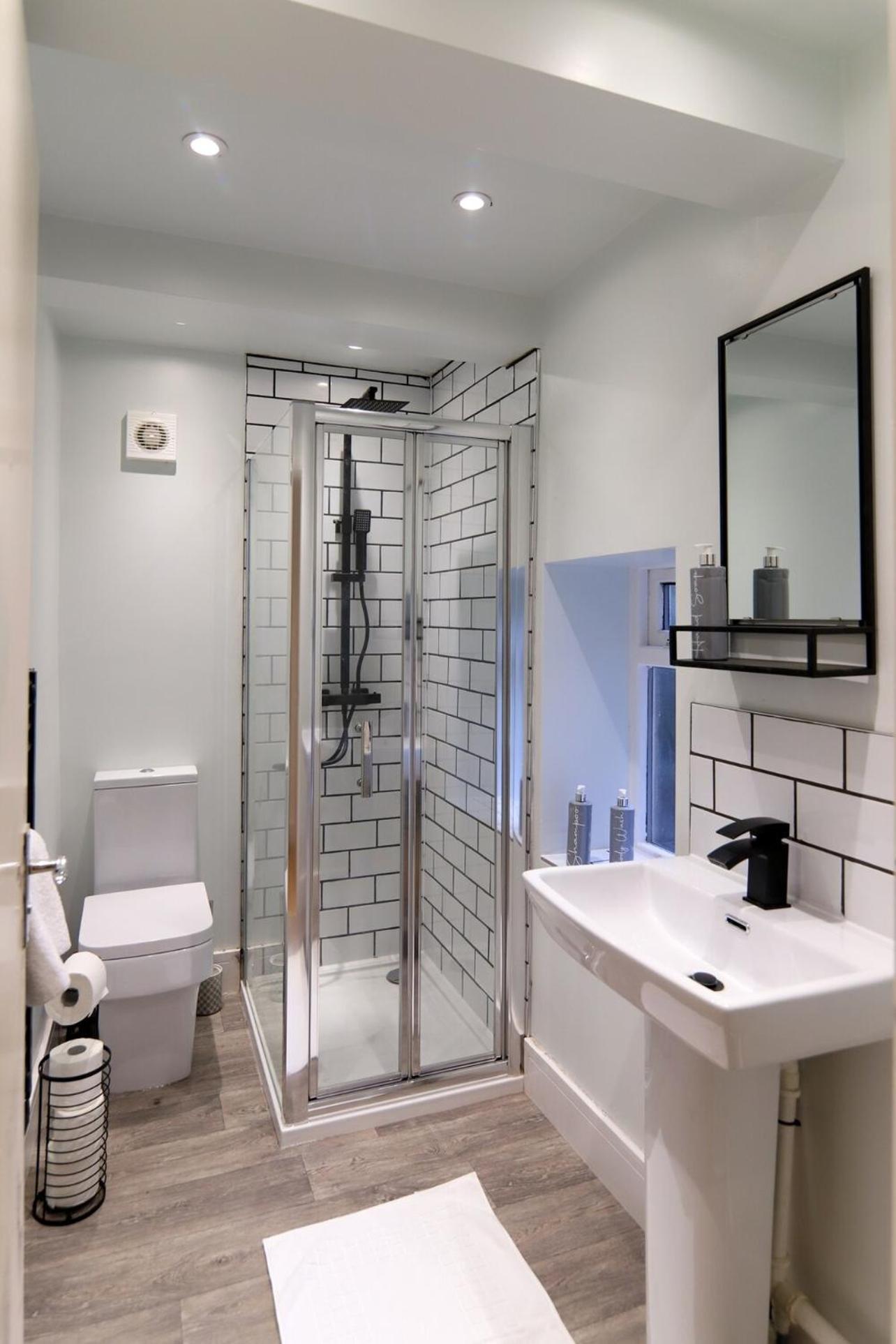 New- Modern 2Br Apt Wifi Sleep5 City Centre Sheffield Dış mekan fotoğraf
